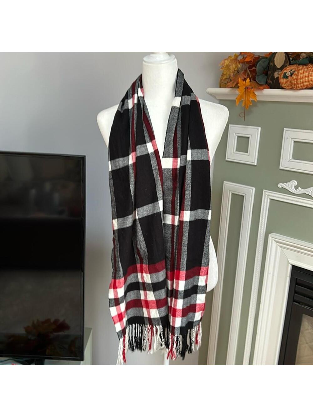 Plaid fashion scarf